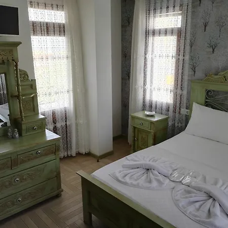 Cunda Dalyan Hotel *